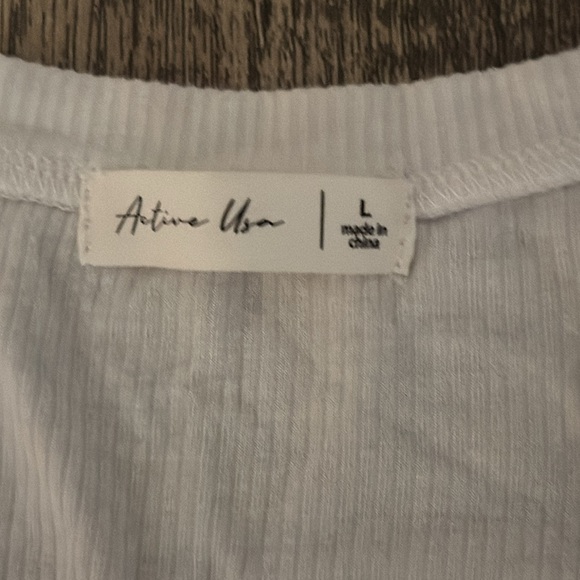 Classic White V-Neck Women's Top - Picture 2 of 2